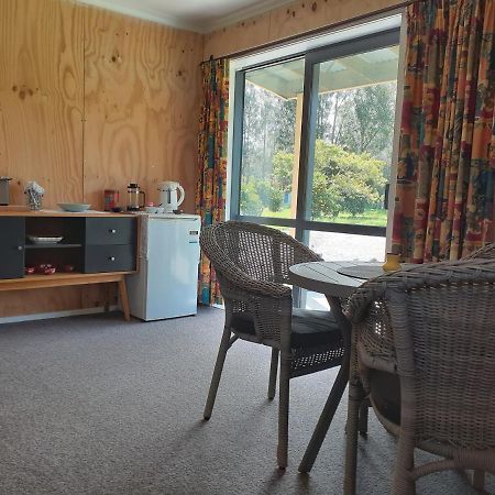 Pin Oaks Hotel Whanganui Ngoại thất bức ảnh